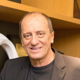 César Souza