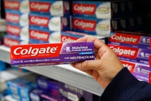 Colgate07-05-2015+%28CF%29+300.jpg