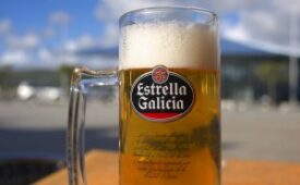 Estrella+Galicia+CX9JED++Latinstock+Marc+Hill+Alamy_300.jpg
