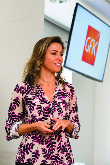 Fernanda, diretora-comercial de marketing e client services (Crédito: Gladstone Campos/ RealPhotos/ Divulgação)