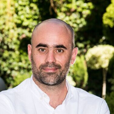 Restaurante por quilo ou culinária minimalista francesa?