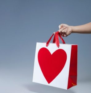 shopping-bag-with-heart-shape-symbol-close