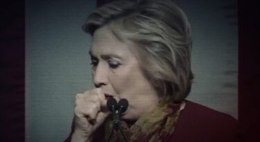 Trump ataca Hillary Clinton em comercial de TV