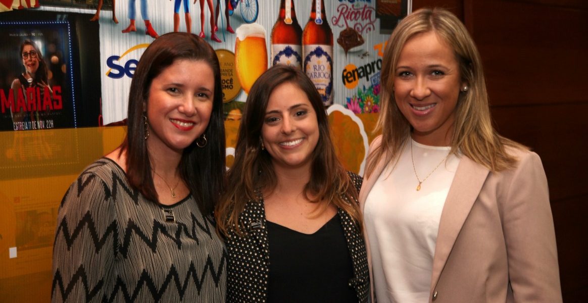 Ana Venancio ( arquiteta Bobs), Joana Grotera ( especialista Mkt, Bobs) e Roberto Teixeira ( Arquiteta)
