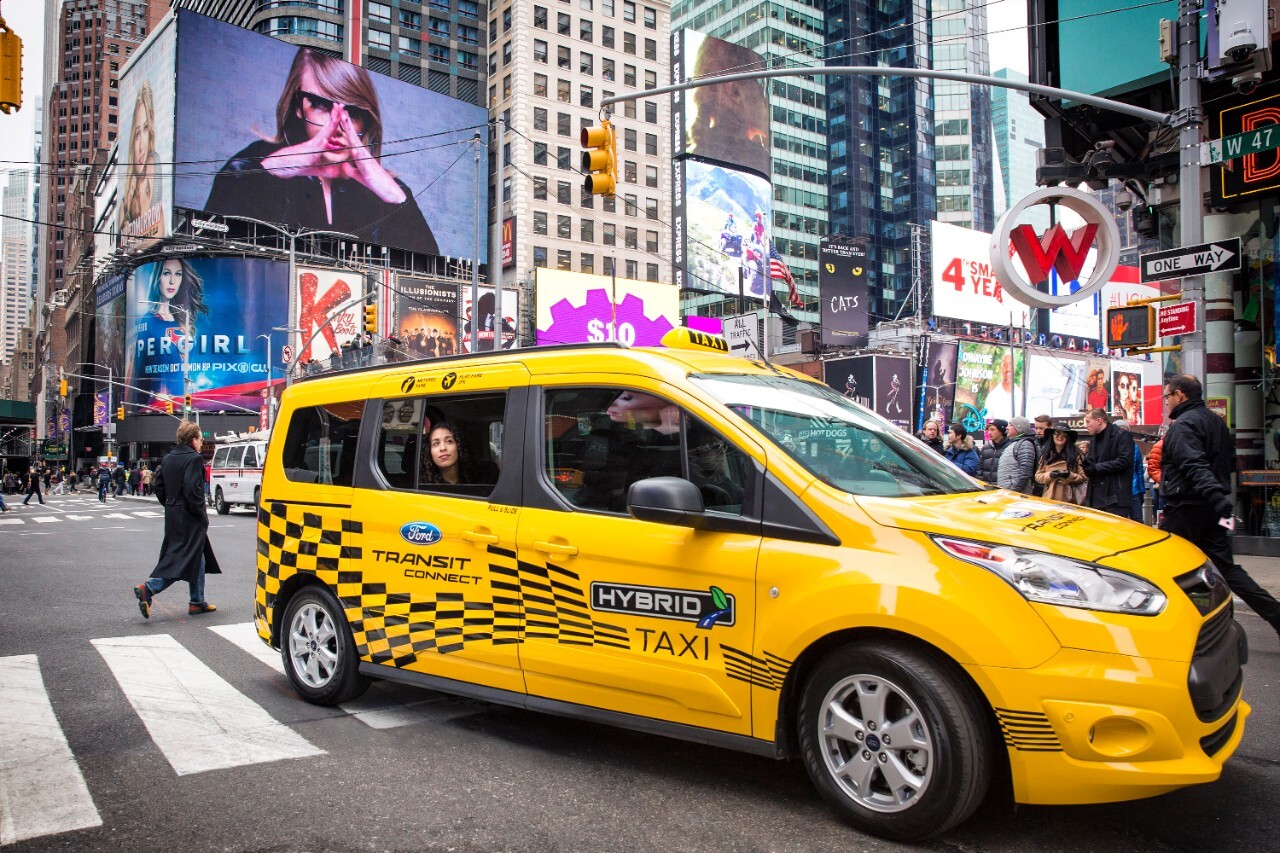 FordTransitHybridTaxi-2