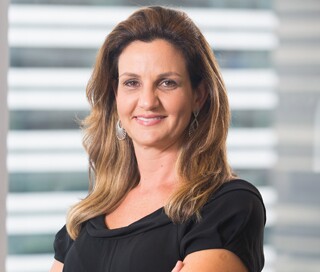 É preciso trazer as mulheres para o debate e para as salas de decisões