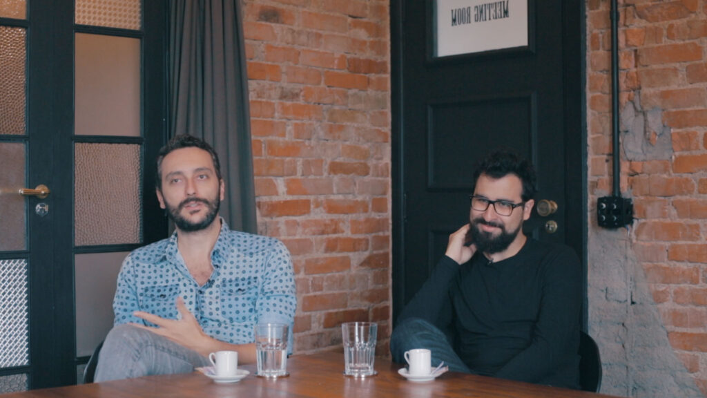 THUMBNAIL-YOUTUBE_JOAOPAPA_E_MANU_SITE