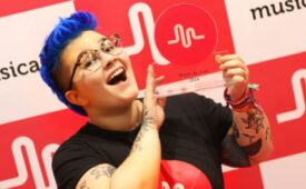 Calú Spallicci tem 921 mil seguidores na plataforma (Crédito: Divulgação)