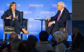 Mary Barra e David Rubenstein (Créditos: reprodução)