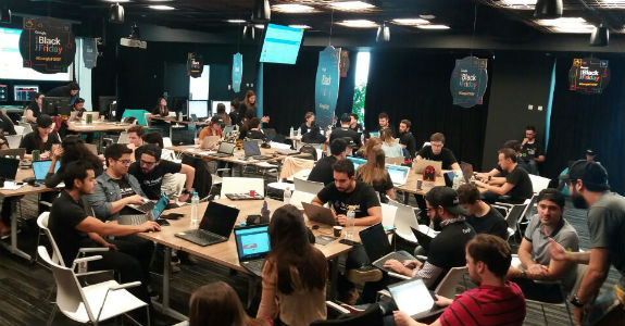 Marcas preparam ações de guerra para a Black Friday