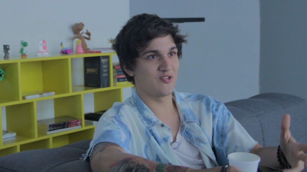 CHRISTIAN FIGUEIREDO.00_00_52_00.Quadro007