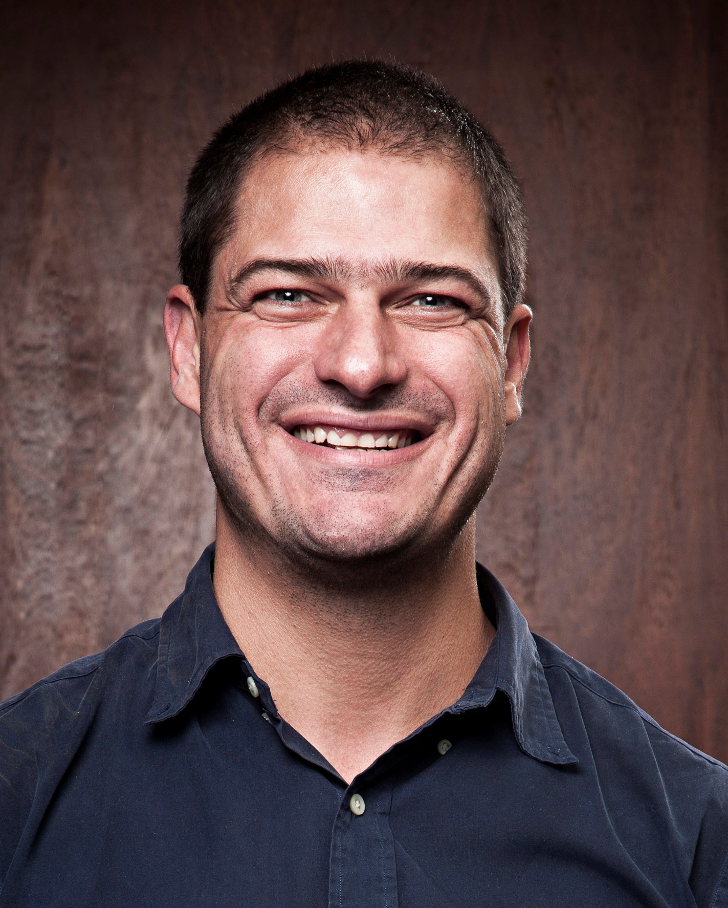 Um serviço de mensagens ou um prestador de serviços?