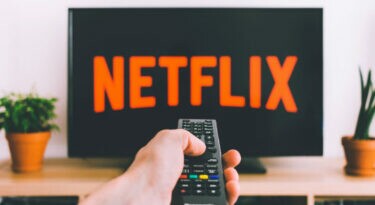Netflix erra previsão de novos usuários em um milhão