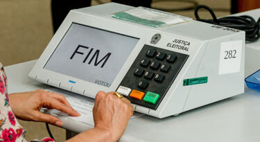 Eleições X Rede Sociais: uma mistura que merece cautela