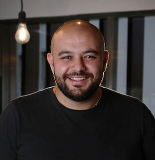 Passa-se o ponto. Ou vendem-se dados