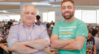 MaxMilhas reforça equipe