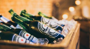 Heineken cria podcasts para falar sobre consumo responsável