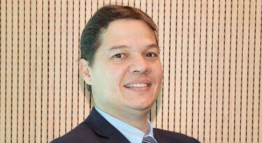Alan dos Santos assume como vice-presidente digital da ABMN