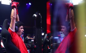O e-atleta Igor Fraga no torneio de equipes da Gran Turismo 2019 (Crédito: Clive Rose/ GettyImages)