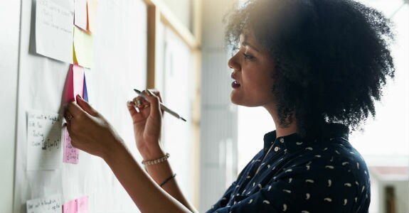 Três impedimentos à próxima geração de líderes femininas