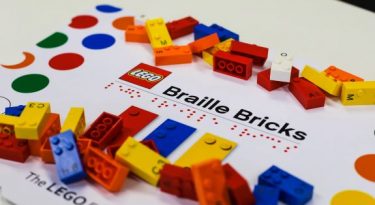Lego decide apoiar Braille Bricks