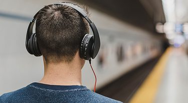 Podcast é o novo front na guerra dos streamings