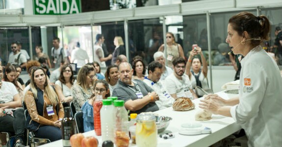 Com apoio do Governo, Mesa SP discute cozinha de transição