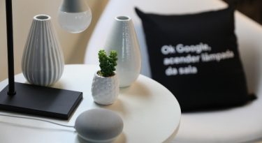 Google amplia estratégia de voz no Brasil com Nest Mini