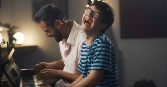 Globo e SBT exaltam as pequenas alegrias no fim do ano