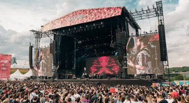 Lollapalooza adia edição para março de 2022