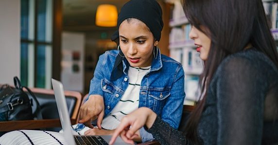 Marketplaces e social commerce dão visibilidade a PMEs