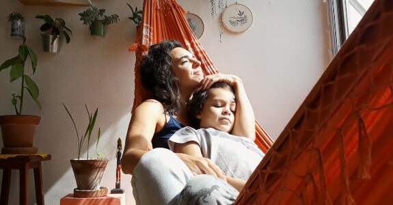 Dia das Mães: no isolamento, campanhas destacam conexão