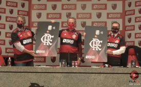 Flamengo transmite jogo no  com 2 milhões simultâneos e