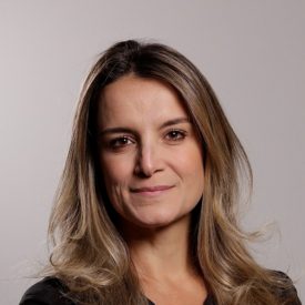 Paula Queiroz
