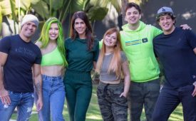Sheviii2K, Fun Babe, Fernanda Lobão (CEO), Cherryrar, Caio Pericinoto e Gab Araujo trabalham na produção de conteúdo sobre games (Crédiro: Divulgação/Final Level)