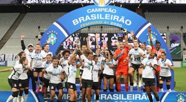Riachuelo patrocina futebol feminino da Band