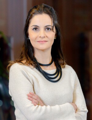 Patricia-Macedo_kimberly_clark_300.jpg?profile=RESIZE_710x