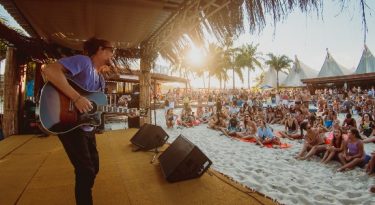 Rádio Mood e Rede Bandeirantes firmam parceria comercial