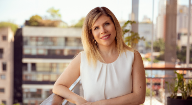 Cris Pereira deixa a SunsetDDB e Anita Souza é a nova CBO