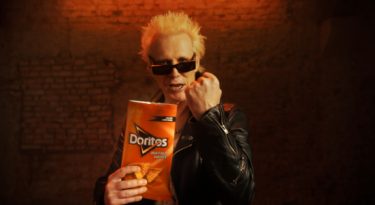 Doritos convoca Supla para lançamento de buffalo wings