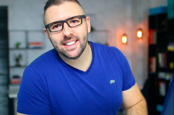 Alex Vargas - Meio e Mensagem - Marketing, Mídia e Comunicação