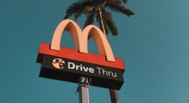 McDonald’s fará treinamento antiassédio em suas 39 mil lojas