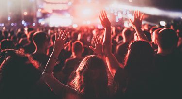 EUA está a caminho da retomada dos eventos presenciais