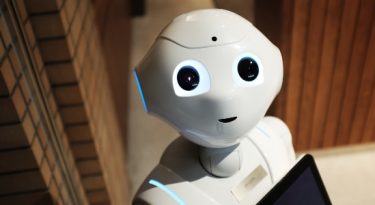 Quais são os desafios em implementar machine learning?