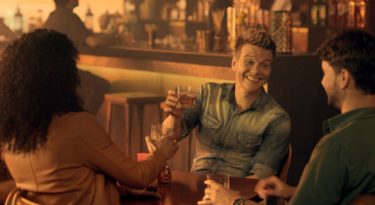 Old Parr estreia no mercado brasileiro com Michel Teló