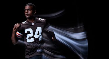 Com Netshoes, NFL estreia loja no Brasil