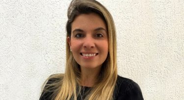 Mariah Costa assume como business director na Purple Cow