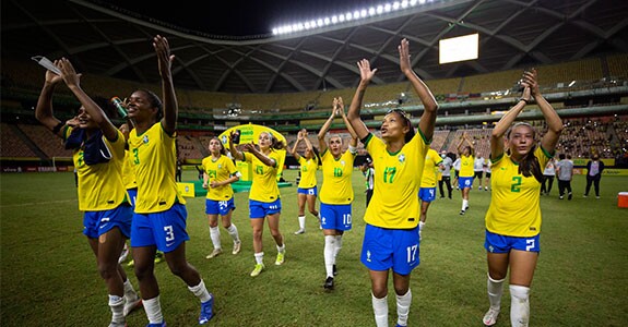 Igualdade na vida, no esporte e na liderança: mulheres em todos os lugares