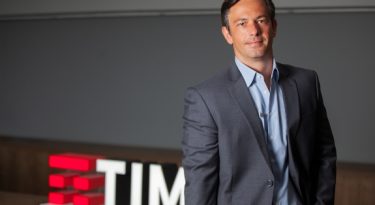 TIM promove Paulo Esperandio a CMO