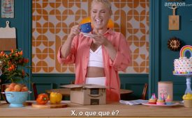 Xuxa canta nova versão do Abecedário para a Amazon